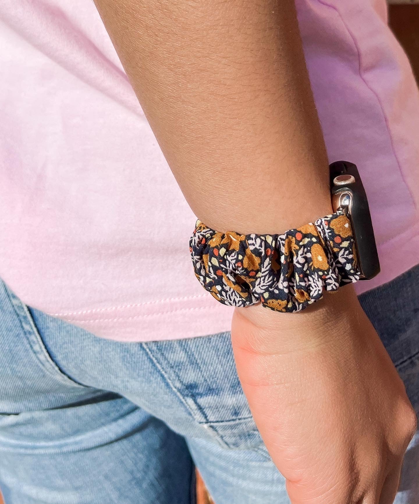 Flirty Smart watch Scrunchie Band