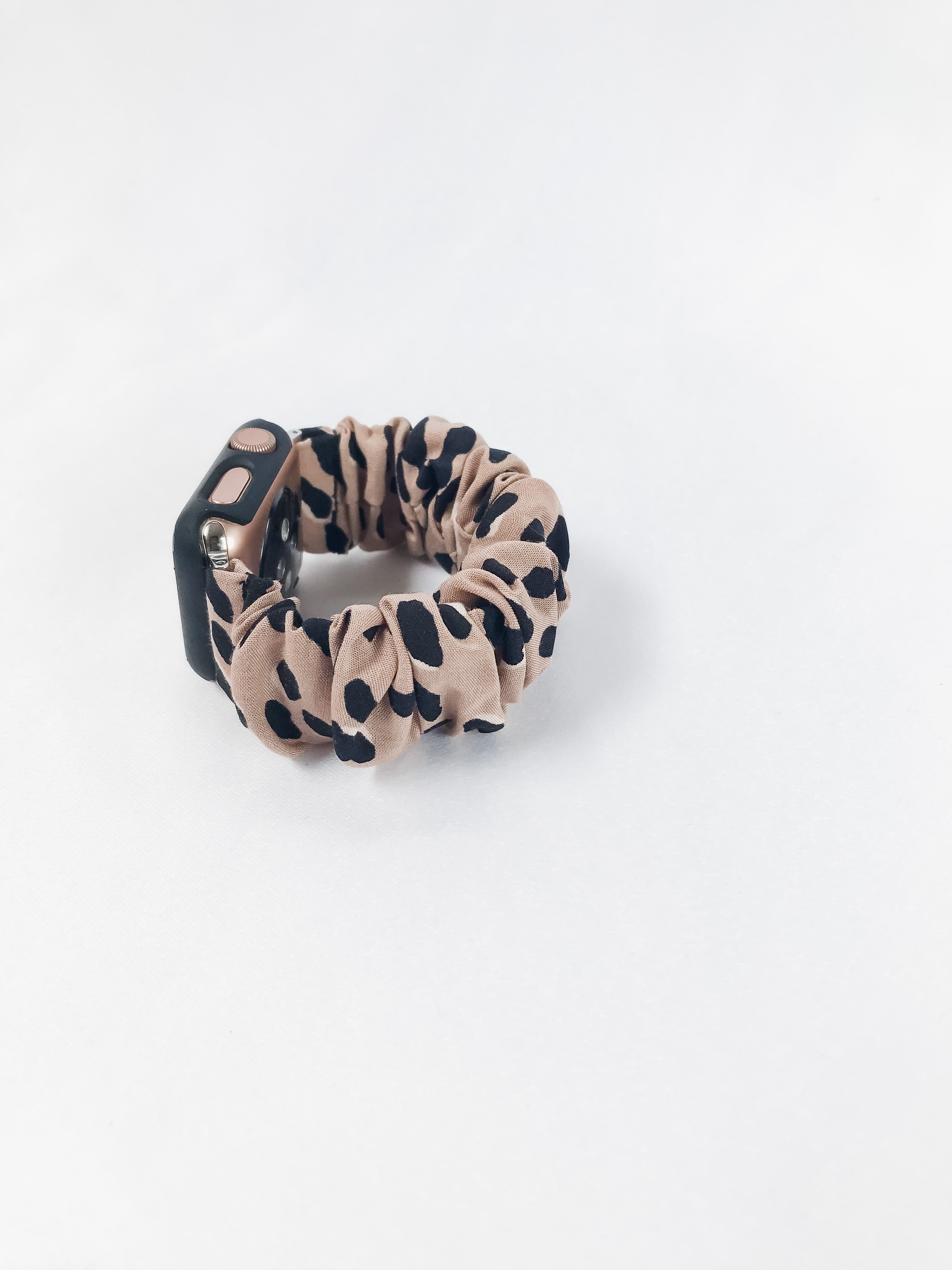 Cheetah scrunchie 2025 apple watch band